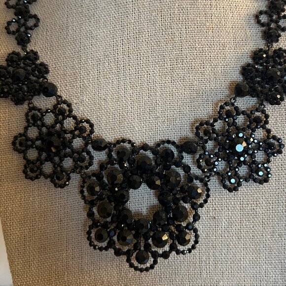 Kate Spade Black Lace Crystal Statement Necklace Bib - Picture 2 of 5